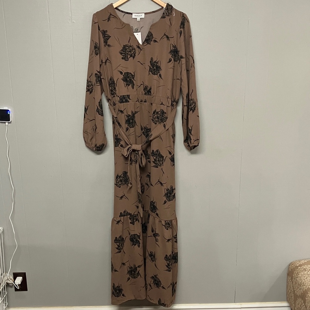 NWT Gilli Dress Large